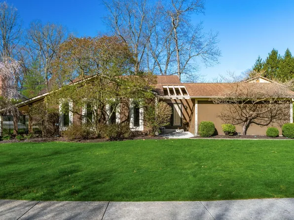 1113 Autumn Creek Cir, Westerville, OH 43081
