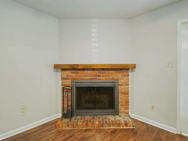 1340 Cherry St #6 — Photo 13