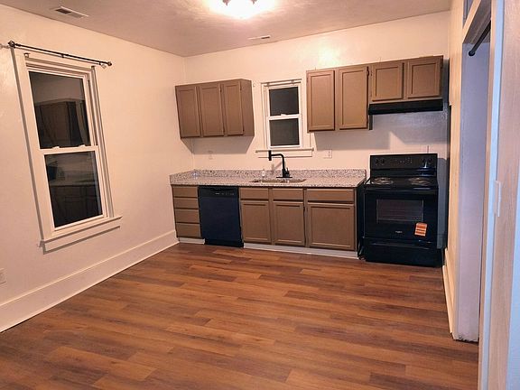 5th image of 1328 W 37th St #2