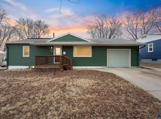 3400 E 24th St, Sioux Falls, SD 57103