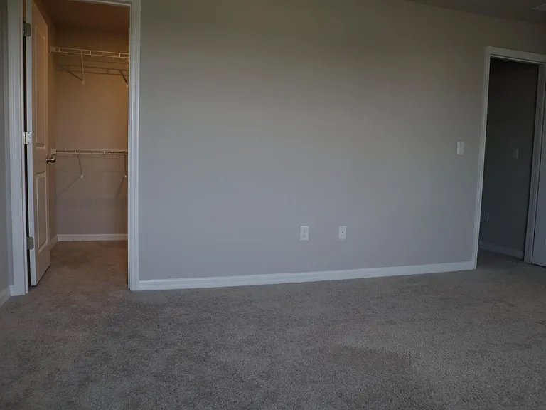 7627 Momentum Pkwy — Photo 19