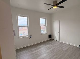 215 Woodkirk, Carnegie, PA 15106