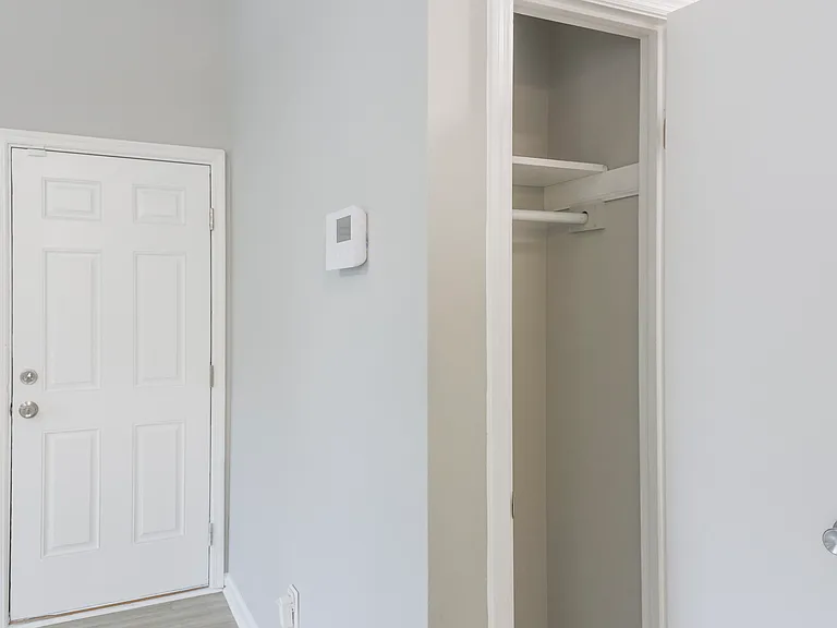607 Scott St — Photo 18