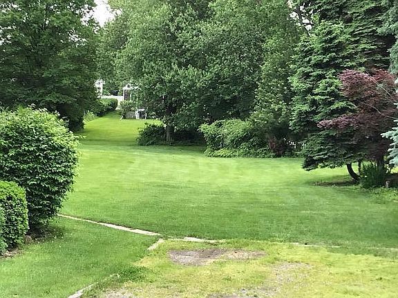 larger park like yard