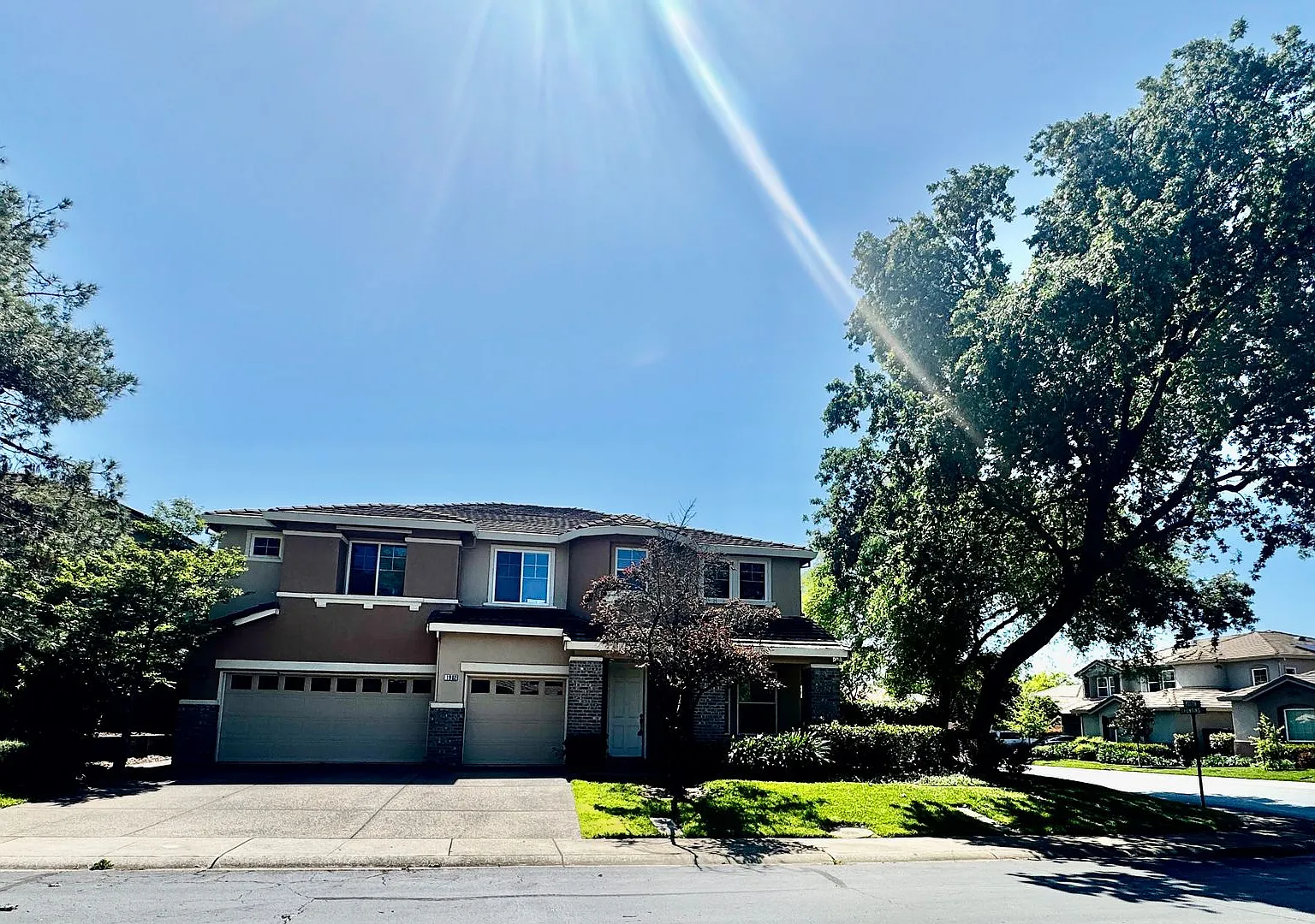 Stunning Expansive Two Story Home — Photo 2