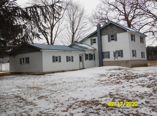 32251 Hagelgans Rd, Burr Oak, MI 49030