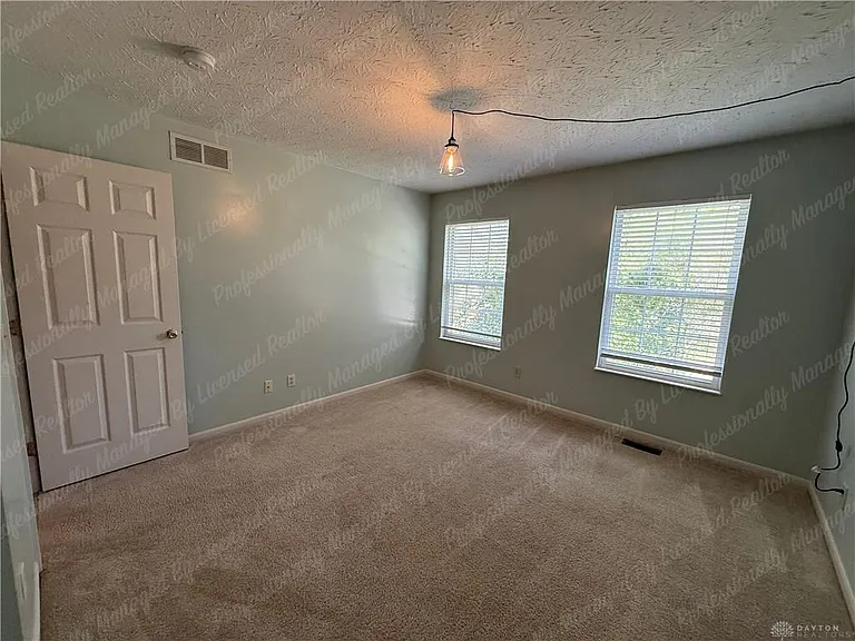 4311 Limerick Ln — Photo 40