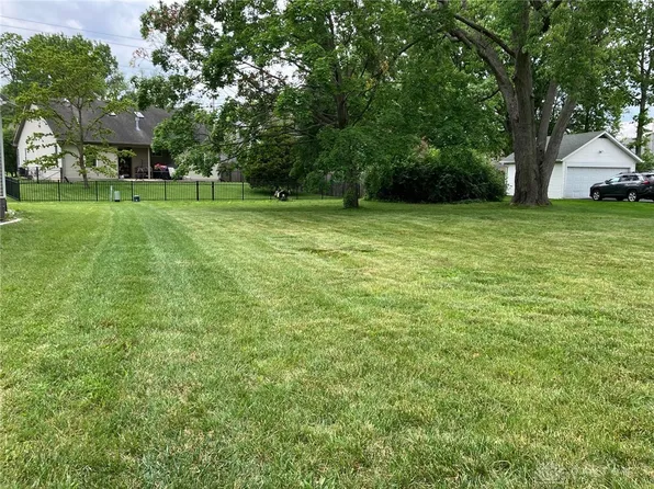 3311 N Marshall Rd, Dayton, OH 45429