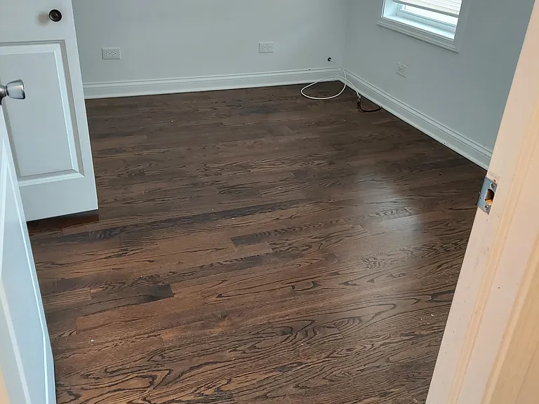 1912 S Throop St #2R — Photo 4