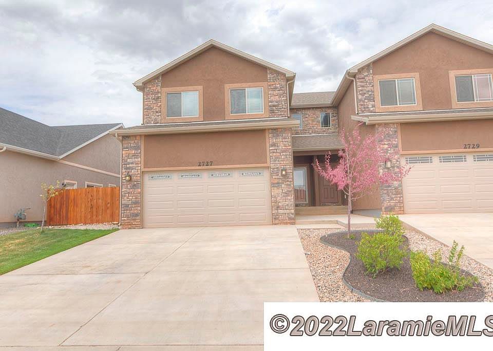 1st image of 2727 E Knadler St