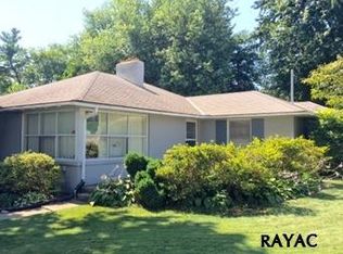 831 Glendale Rd, York, PA 17403