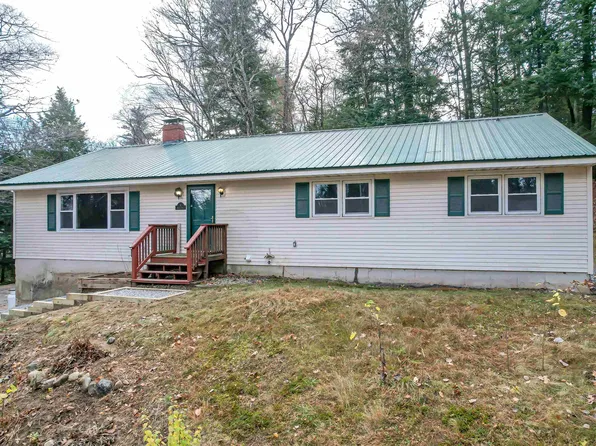 9 Hilltop Drive, Plymouth, NH 03264
