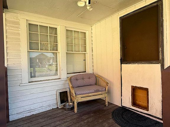 4th image of 430 S 12th St