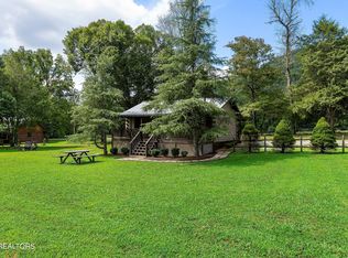 339 Stables Dr, Townsend, TN 37882