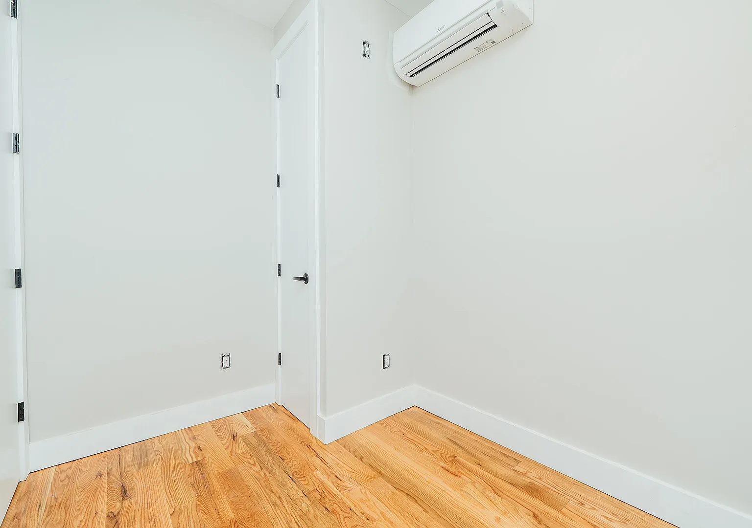 566 Maple Street — Photo 4