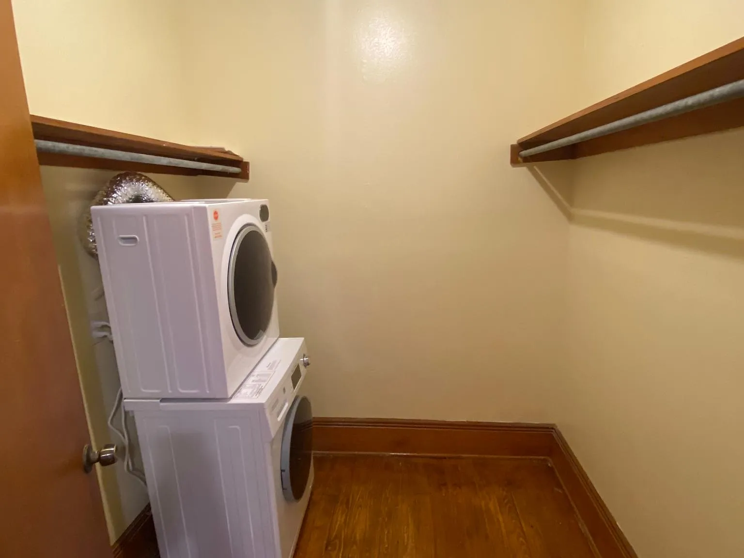 1 bed, $1,100 — Photo 3