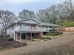 2855 W Military Ave, Roseburg, OR 97471