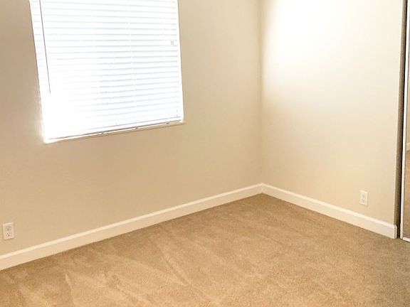 5th image of 2543 Glenrio Dr