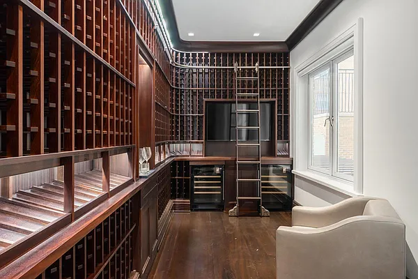 Sold by Modlin Group | media 12