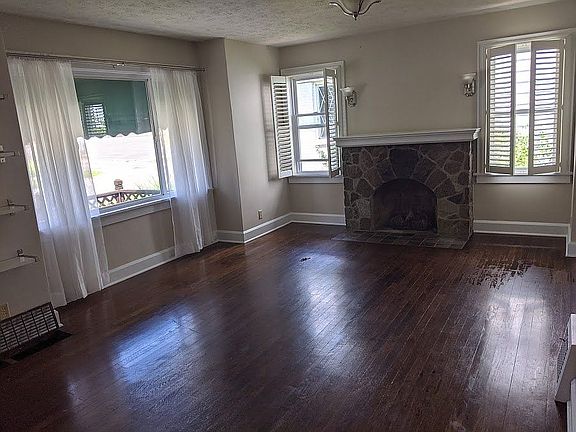 2nd image of 408 W Gorgas St