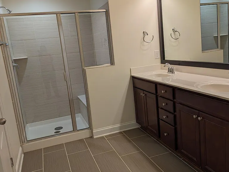 220 Alamosa Pl — Photo 18