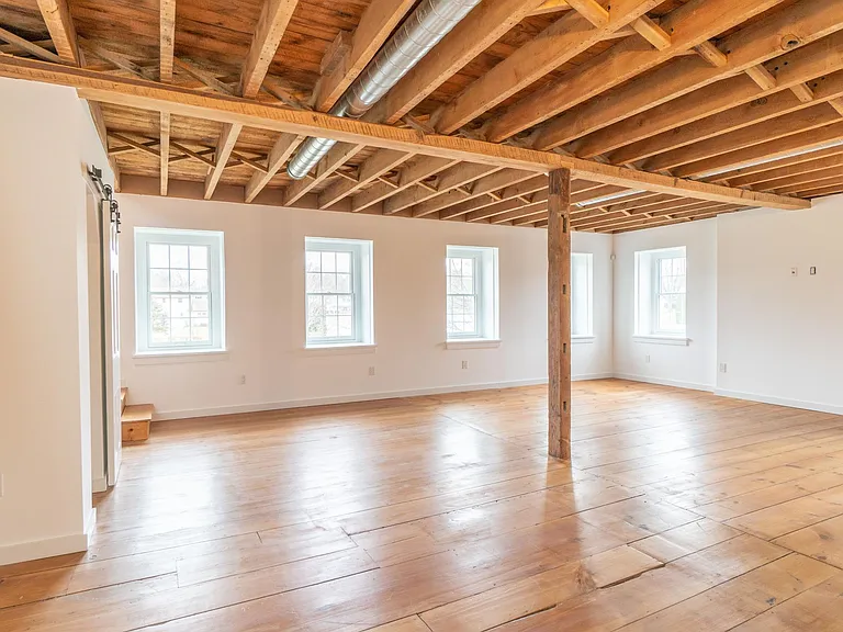2519 Northwood Ave — Photo 43