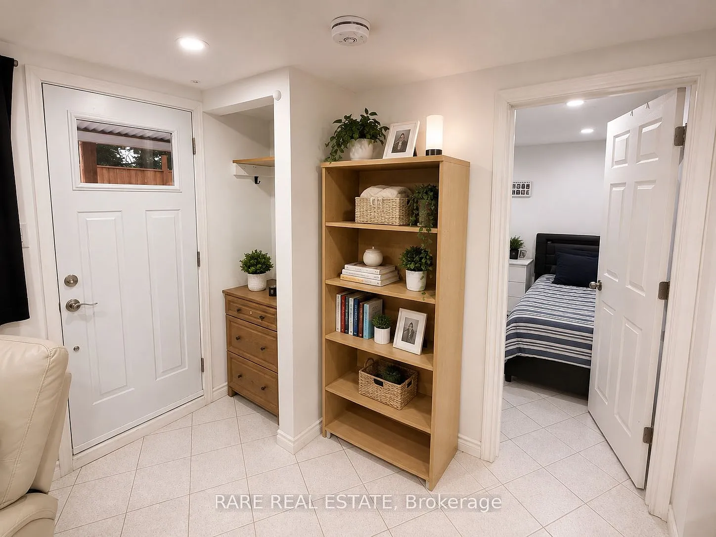 2 bed, $2,000 — Photo 4
