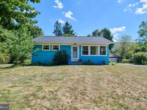 716 Brookside Dr, Boalsburg, PA 16827