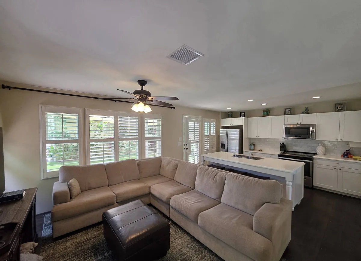 Building Photo - 91-1240 Kaileolea Dr