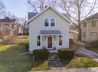 308 S State St, Bloomington, IL 61701