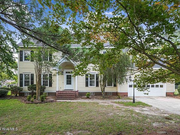 4th image of 202 N Marion Drive
