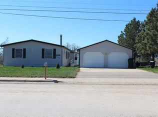 304 Custer St, Belle Fourche, SD 57717