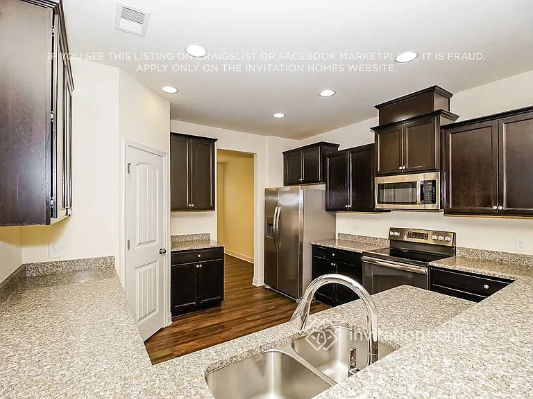 190 Sassafras Rd — Photo 7