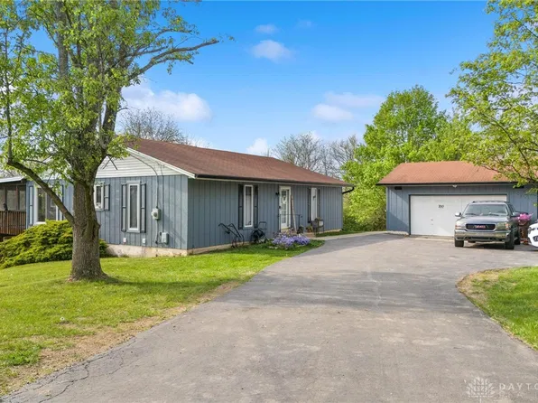 700 Woodbine Rd, Hamilton, OH 45013