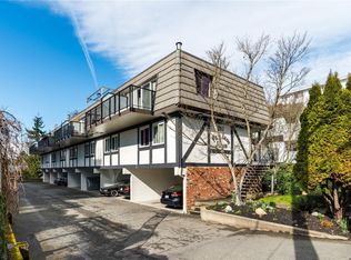 210 Douglas St #4, Victoria, BC V8V2P2