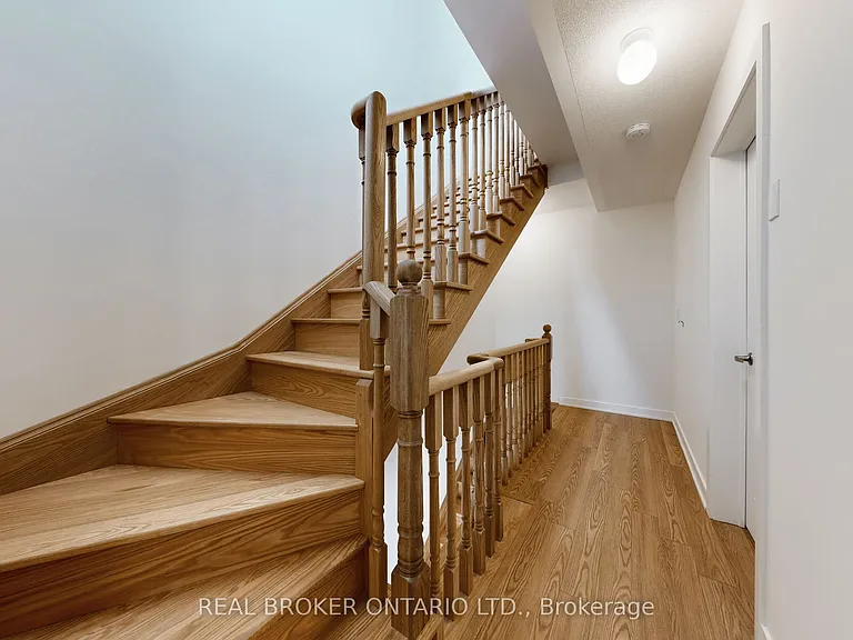 15100 Yonge St N #216 — Photo 11