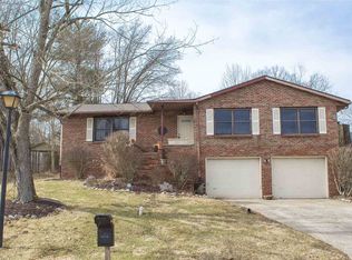 2014 E Greenbriar Ln, Bloomington, IN 47401