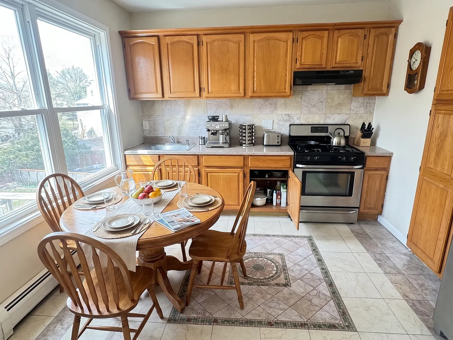 3 bed, 1500 sqft, $2,650 — Photo 3
