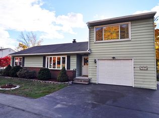 416 Albany Shaker Rd, Loudonville, NY 12211