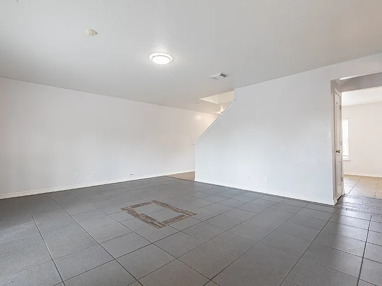 6450 Mineral Bay — Photo 10