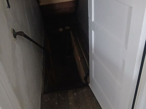 5th image of 27-29 Tracy St #1