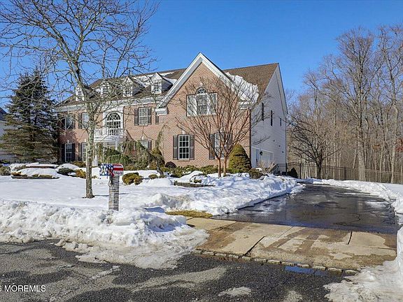 4th image of 34 Rutledge Road