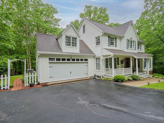 5th image of 10759 Rosewood Ln