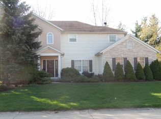 2205 Robinhood Ln, West Lafayette, IN 47906