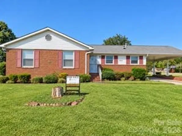 5429 Evanshire Dr #21, Charlotte, NC 28216