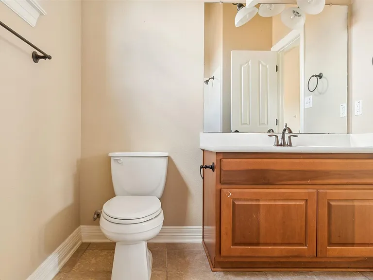15528 Interlachen Dr — Photo 35