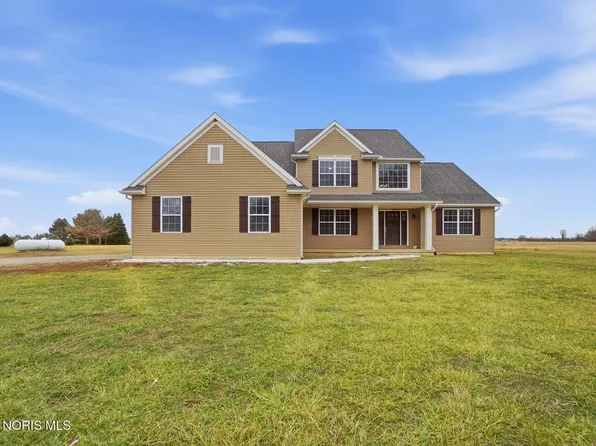 17267 Reams Rd, Bowling Green, OH 43402