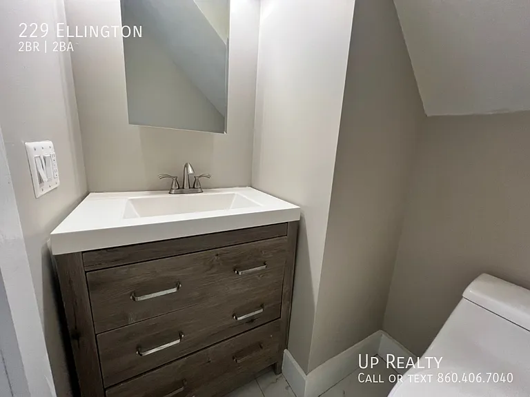 229 Ellington Rd — Photo 23