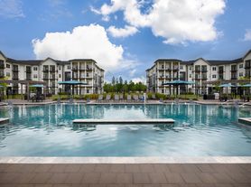 Gateway Village at Swan Creek