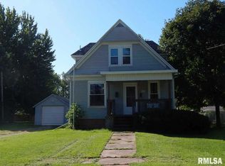 210 SW 7th St, Aledo, IL 61231